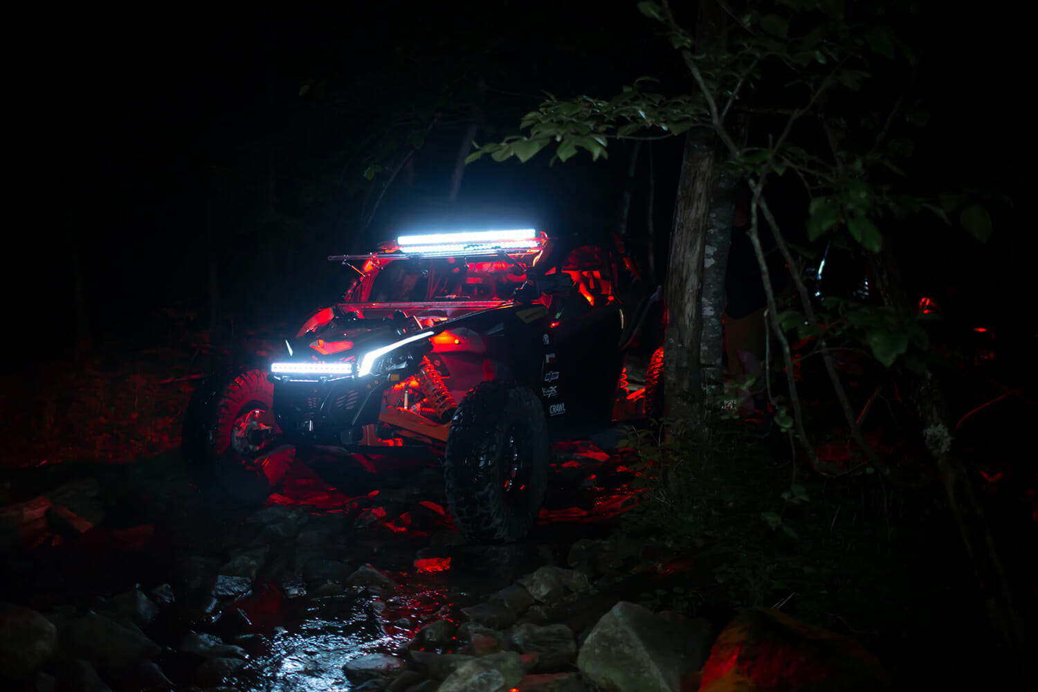 9-watt-led-rock-light-single-pod
