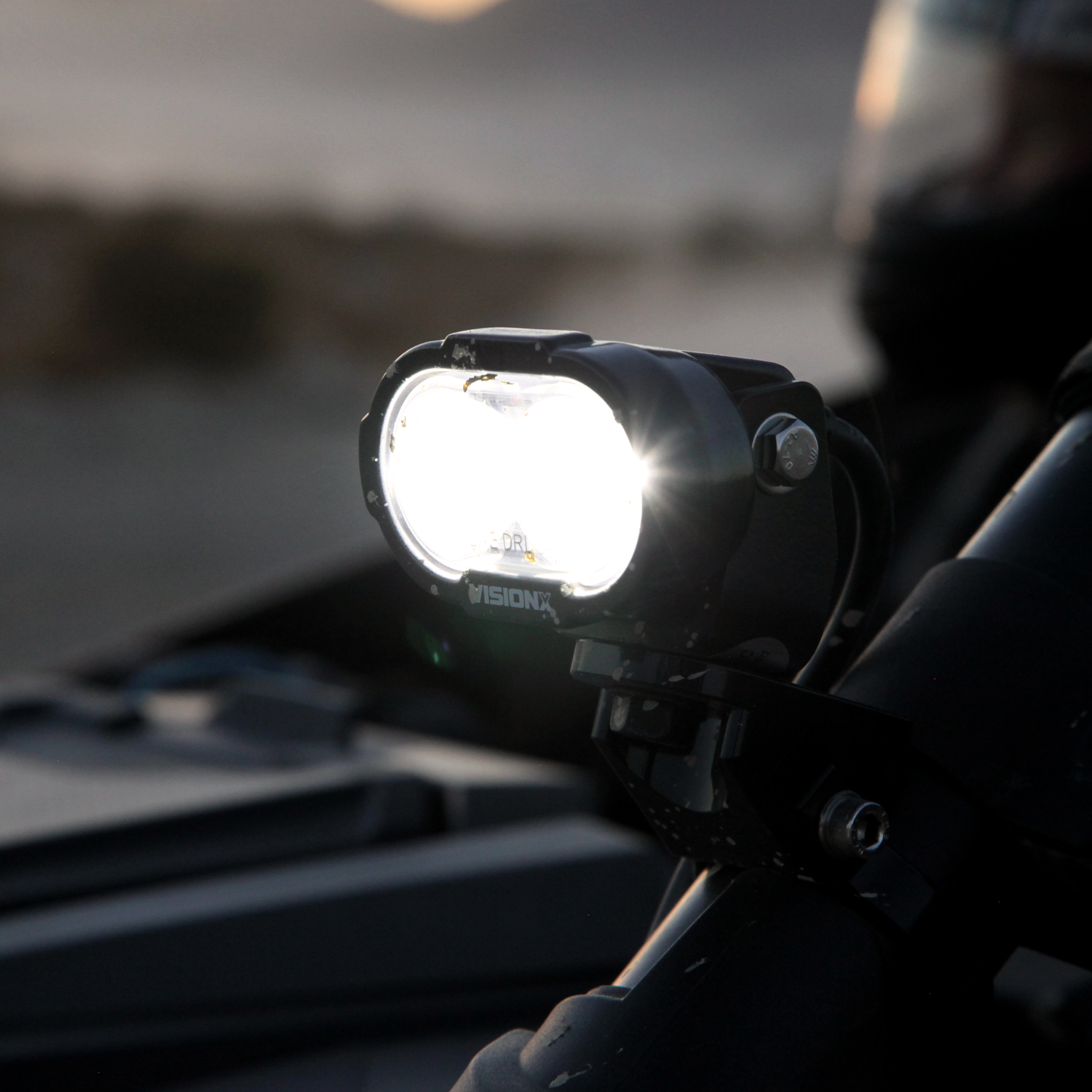 dura-gen2-2-led-work-light-wide-flood-beam